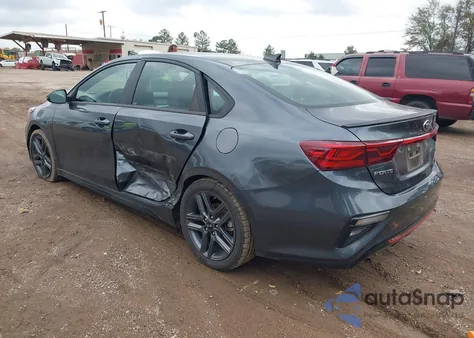 2021 Kia Forte Gt-Line z USA, uszkodzony, nr VIN 3KPF34AD6ME339157